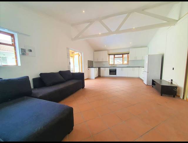 1 BEDROOM APARTMENT TO LET IN THORNTON